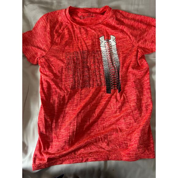 Under Armour red shirt size large - Picture 2 of 3